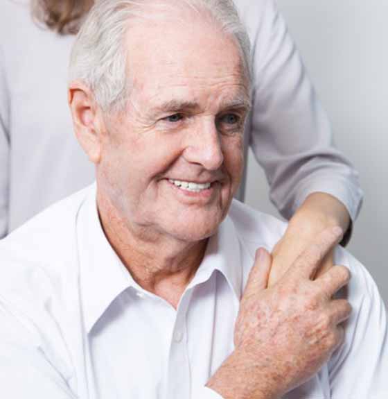 مكتب رعاية مسنين